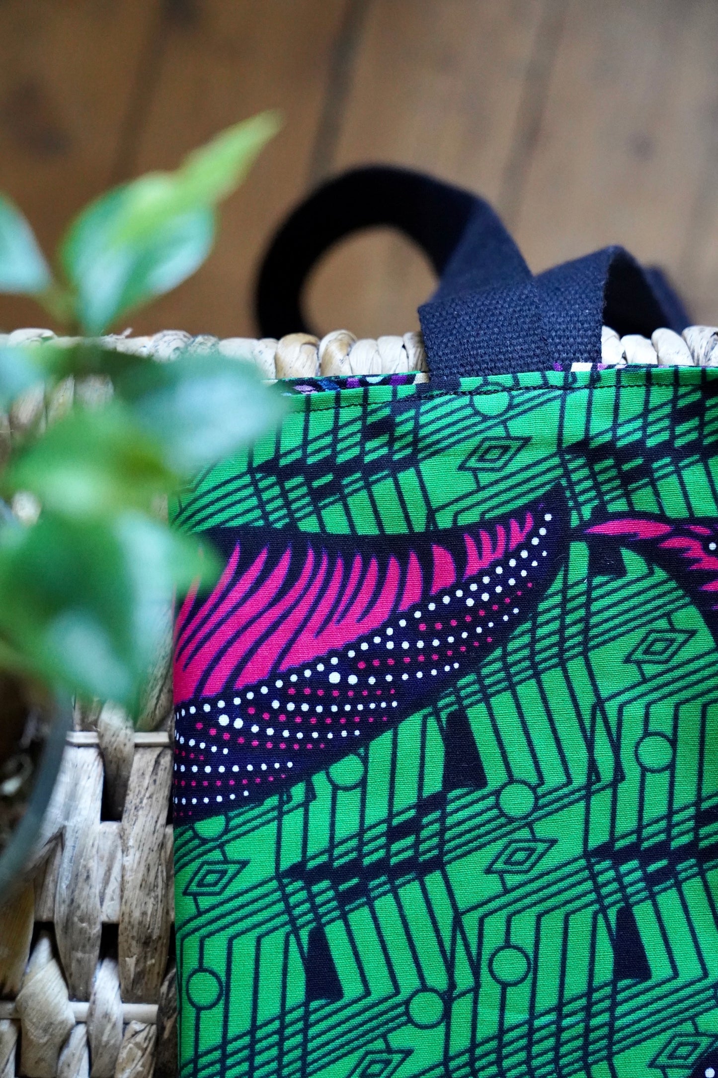 Le TOTE-BAG SANOUYÉ WAX ROSE ET VERT