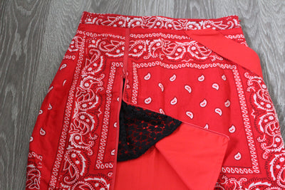 LA JUPE SONRISA - Motif bandana rouge